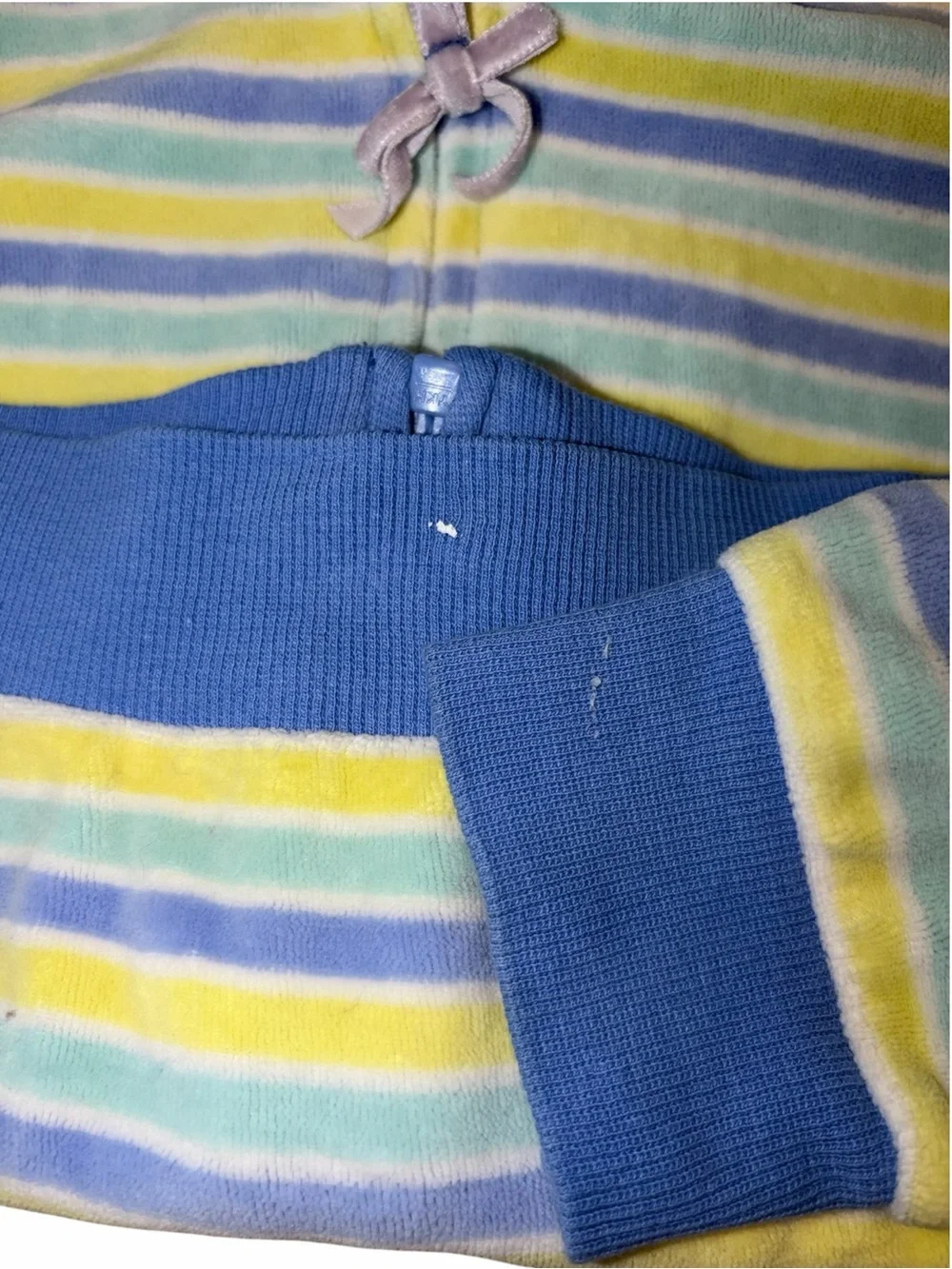 Vintage Y2K 2005 Gymboree Pastel Stripe Velour Hoodie 5T Retro Girls Blue Yellow